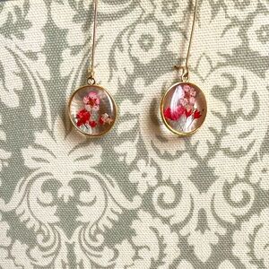 Beautiful pressed flower earrings